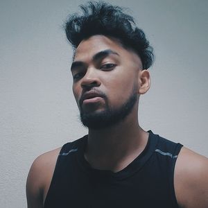 Meet your Posher, Aaron